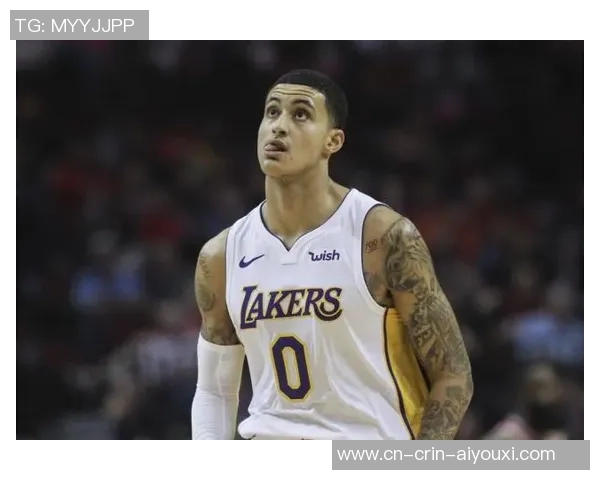 怎样对湖人这么失望？ 胜败乃兵家常事，怎样滴？输了一场就要争状元了？